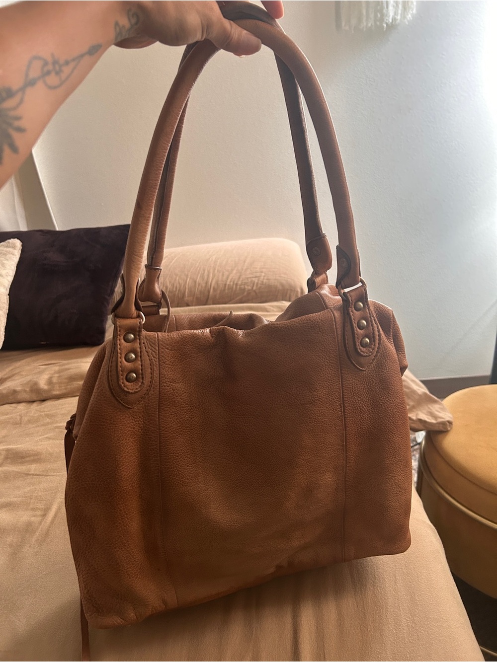 Free People Saddle Brown Leather Shoulder Bag - Picture 6 of 8